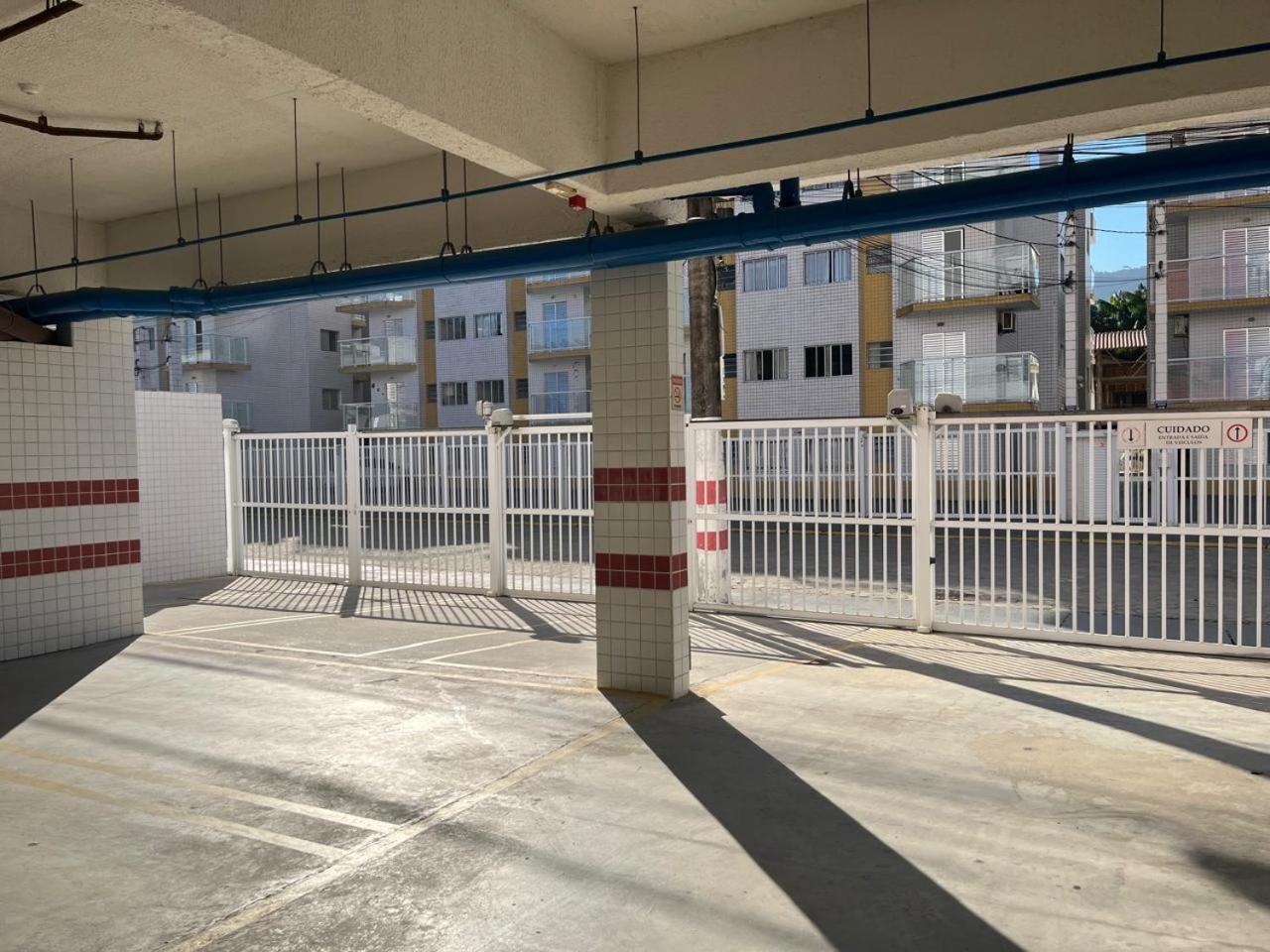 Apartamento Em Ubatuba! A 100M Da Praia! Exteriör bild